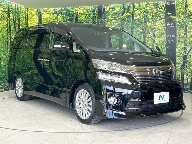大好評のボディコーティング「弾スプラッシュコート」もご納車までに施工可能。通常のガラスコートと異なる、耐久年数6年の無機質ガラスコーティングが、ボディをキレイな状態に保ってくれます。