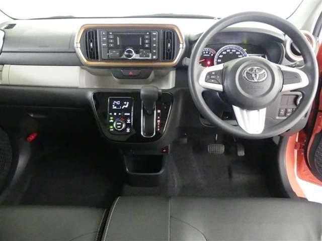 見通しのよいすっきりとした視界で、誰でも運転しやすいです。運転のしやすさは疲れにくさにも繋がりますよ♪