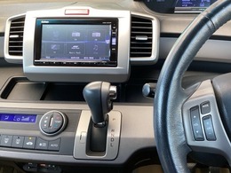 ホンダ純正メモリーナビ搭載ですので、遠距離へのお出かけもお任せ下さい。