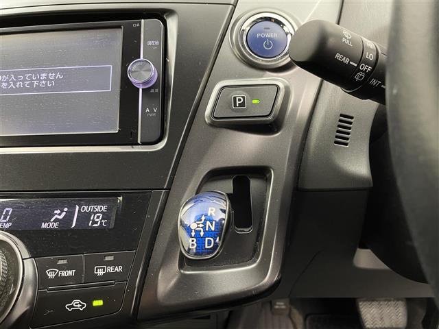 【運転席操作部】快適なドライブを楽しむための機能が装備されています！運転席から触れるので、使いやすいです！除菌プランいれていただくと、さらに清潔で安心していただけます！