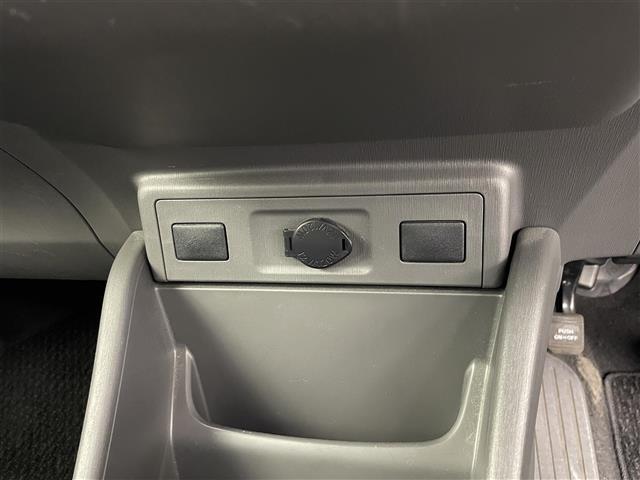 【運転席操作部】快適なドライブを楽しむための機能が装備されています！運転席から触れるので、使いやすいです！除菌プランいれていただくと、さらに清潔で安心していただけます！