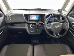 【インパネ全体】全方位で視界が広く、高い目線で運転もしやすいです！