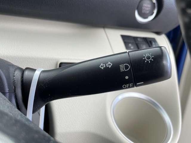 【運転席操作部】快適なドライブを楽しむための機能が装備されています！運転席から触れるので、使いやすいです！除菌プランいれていただくと、さらに清潔で安心していただけます！
