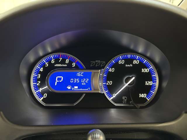 お近くの方はぜひご来店を♪　車検付のお車はご試乗も可能ですので装備や状態をしっかりとご確認頂けます。