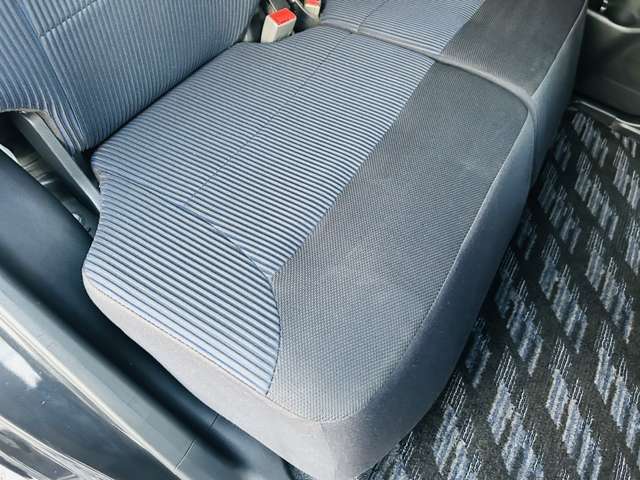 買取直売はメリット多数あり♪通常中古車の流通にかかるマージンを大幅にカット出来るので他社の同年式と比べて低価格が実現できます♪