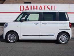 JR魚住駅近くの明石市国道250号線、ライオン明石工場さま手前に位置する「ダイハツ魚住店」は、魚住周辺にお住まいのお客様のカーライフを支えるダイハツディーラーです。