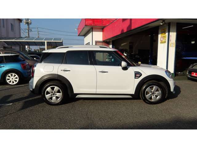 ■特典3■納車後の1か月点検、6か月点検が無料です■郵送ハガキとショートメールでご案内します■定期点検時以外でも気になる点があればいつでもご来店ください■