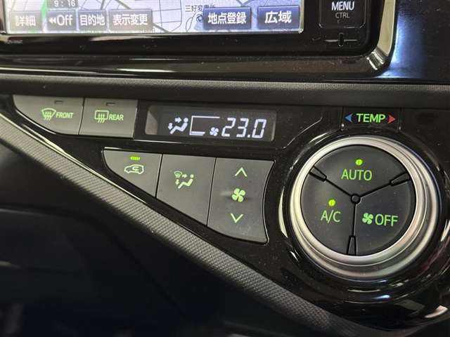 【オートエアコン】お好みの温度に設定して頂くと、車内の温度を自動調整♪快適にクルマの中を過ごして頂けます。
