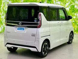 全国に店舗を展開しているのでどこでもお取り寄せが可能です！この車が気になるけど遠方だから・・・と諦める必要はありません！※別途陸送費が必要です。