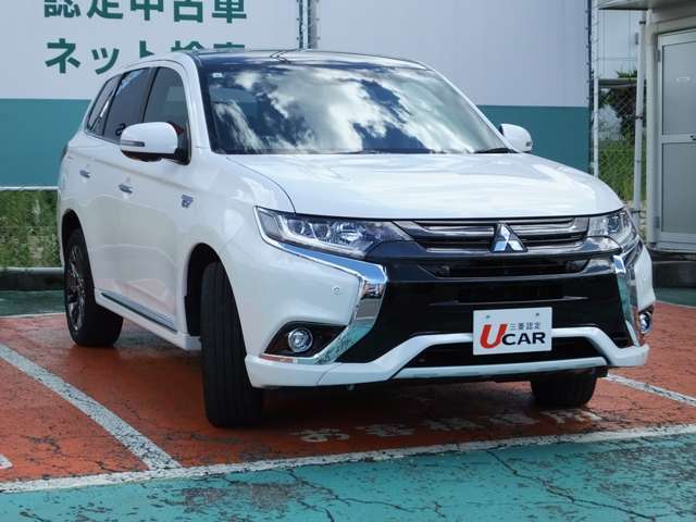 滋賀三菱自動車　本社栗東店にて展示中です。みなさまのお問い合わせお待ちいたしております。