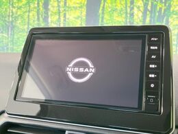【大画面ナビ】人気の大型○○インチナビを装備。存在感のある大画面はインパクト大！ナビ利用時のマップ表示は見やすく、テレビやDVDは臨場感がアップ！いつものドライブがグッと楽しくなります♪