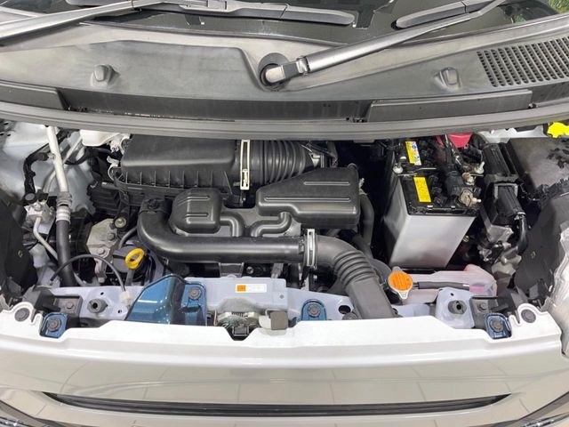 親切・丁寧な専門メカニックスタッフが応対！・車検・点検整備・事故等の修理などアフターサービスも安心。お車のカスタマイズもネクステージのサービススタッフまでご相談ください！