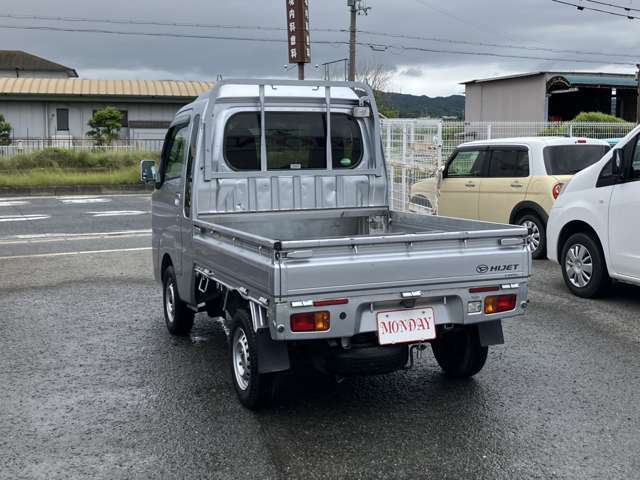 キビキビ走ってくれる5速ミッション車です。
