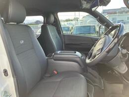 「この車の写真をもっと見たい」「状態が気になる」「この装備はついている？」どんな小さな疑問でもお気軽にお問い合わせください！