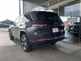 当社は車の購入から保険、点検・整備、板金までお車のすべてをサポートさせていただきます。