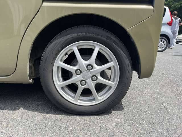 タイヤの点検もしっかりしております。