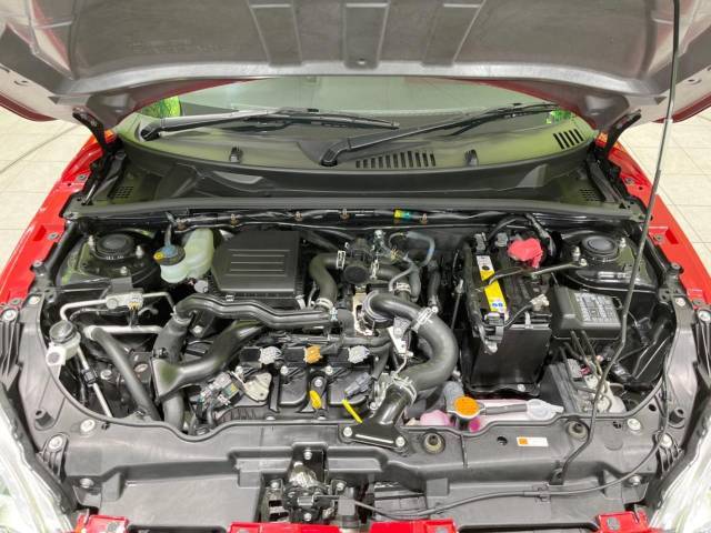 親切・丁寧な専門メカニックスタッフが応対！・車検・点検整備・事故等の修理などアフターサービスも安心。お車のカスタマイズもネクステージのサービススタッフまでご相談ください！