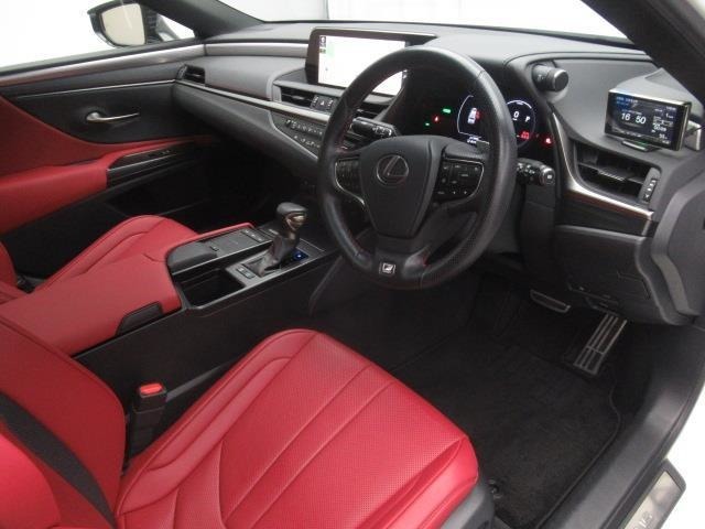 ゆったりとした室内！運転もしやすいです