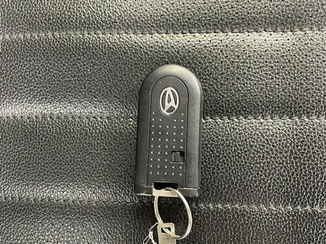 【付属品】このクルマで使える装備品が付いています！使い方などはぜひ実際に店舗にお越しいただき、専門スタッフにお尋ねください！