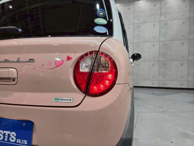 充実装備の1台入荷致しました♪ぜひ実車を見に来てください♪