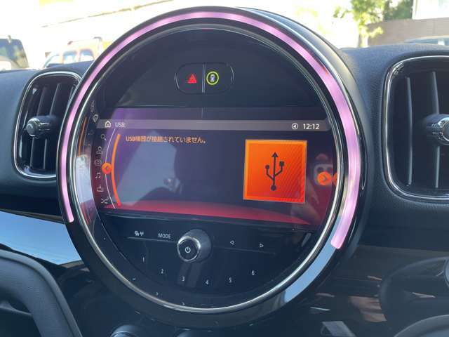 LIBERALAの全国在庫の中から厳選したお車をご提案！お近くの店舗でのご納車可能！その品揃えと品質に驚くこと間違い無し！