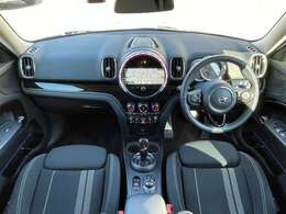 LIBERALA静岡の物件をご覧いただきまして誠にありがとうございます。心ゆくまでおクルマ選びをお楽しみください。