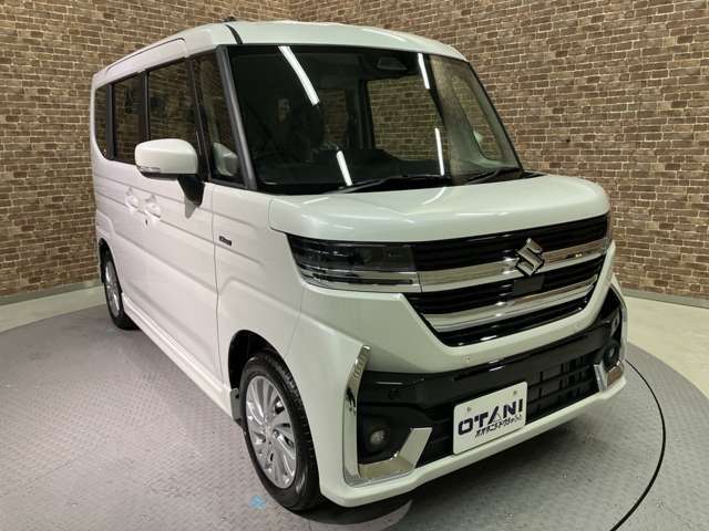 ■掲載車両以外にも在庫がたくさん！■　カーセンサーで希望の車両が見つからなくてもぜひお問い合わせ下さい。お電話でもかまいません。販売スタッフが全力でご希望のお車をお探しいたします！