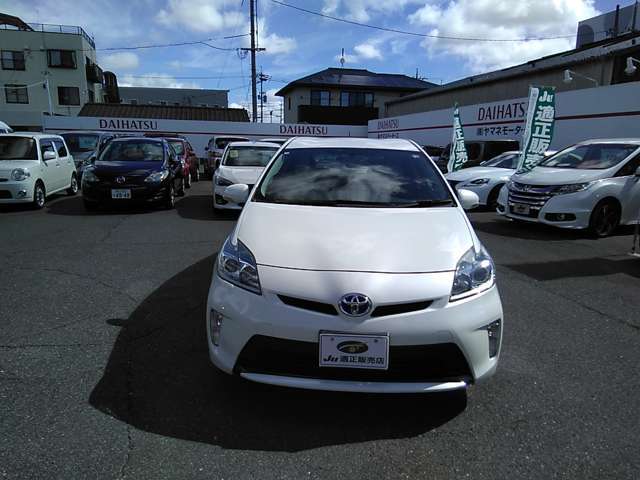 展示車は全て整備記録簿を発行し、整備箇所のご説明もおこなっています販売から整備、鈑金、万が一の事故対応まで安心してお任せください！