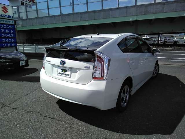 中国運輸局指定民間車検工場完備しております。ご購入後も安心してカーライフをお過ごし頂けるよう全力でサポートさせて頂きます。