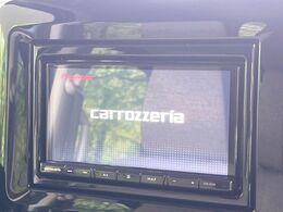 【ナビゲーション】使いやすいナビで目的地までしっかり案内してくれます。各種オーディオ再生機能も充実しており、お車の運転がさらに楽しくなります！！