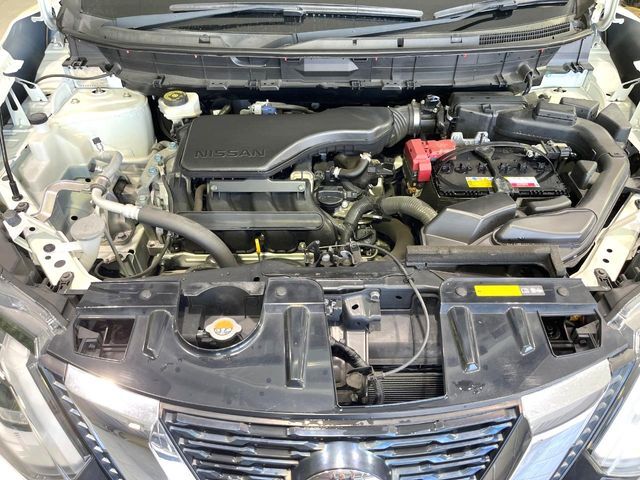 親切・丁寧な専門メカニックスタッフが応対！・車検・点検整備・事故等の修理などアフターサービスも安心。お車のカスタマイズもネクステージのサービススタッフまでご相談ください！