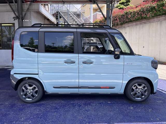 届出済み未使用車・9インチナビ・フルセグ・CarPlay・全方位モニター・デュアルセンサーブレーキサポートII・レーダークルーズ・シートヒーター・ハンドルヒーター・両側パワースライドドア・スマートキー