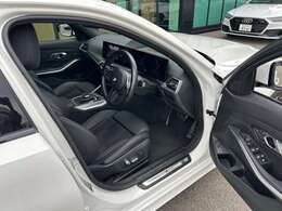 LIBERALAでは安心してお乗りいただける輸入車を全国のお客様にご提案、ご提供してまいります。