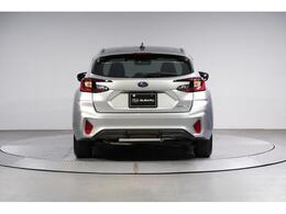 バックカメラとセンサーが後方の安全をアシストしてくれます。車庫入れが苦手な方も安心です。