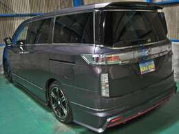 【NISMO（ニスモ）パフォーマンスパッケージ　Bキット】●エアロキット（フロントアンダースポイラー＜LEDデイタイムランプ付＞＋サイドスカートセット＋リヤアンダースポイラー＋リヤサイドスポイラー）