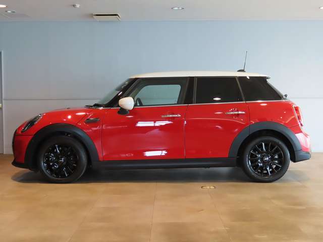 MINIオーナーのために設計されたオリジナルのMINI自動車保険がございます。車のことは全ておまかせください。