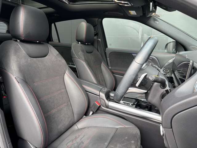 「カーセンサーを見て電話しました」とお伝えください。お車の車両状態(装備内容・キズ)は店舗直通【 073-435-5300 】までお電話お待ちしております。全国納車可能です。納車方法に関してもお気軽にご相談ください。