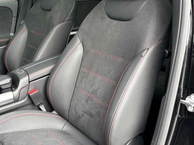 「カーセンサーを見て電話しました」とお伝えください。お車の車両状態(装備内容・キズ)は店舗直通【 073-435-5300 】までお電話お待ちしております。全国納車可能です。納車方法に関してもお気軽にご相談ください。