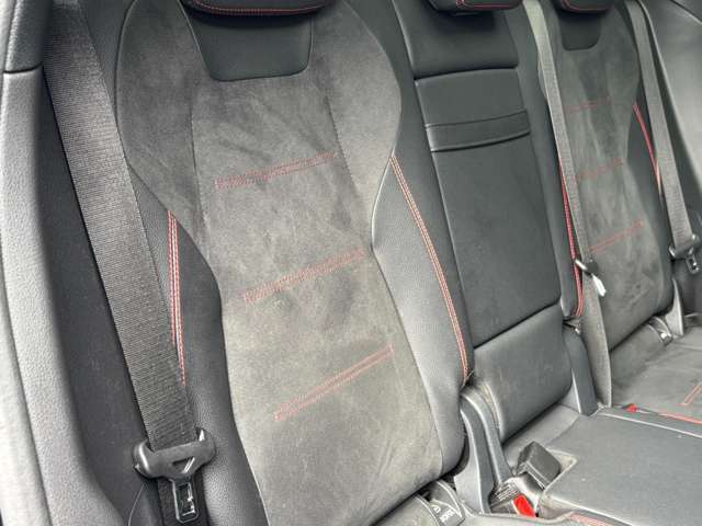 「カーセンサーを見て電話しました」とお伝えください。お車の車両状態(装備内容・キズ)は店舗直通【 073-435-5300 】までお電話お待ちしております。全国納車可能です。納車方法に関してもお気軽にご相談ください。