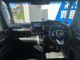 グループ総在庫数約30，000台！！全国の系列店からメーカー・車種問わずご紹介出来るので、あなたにピッタリのお車が見つかるはずです♪まずはお問い合わせ下さい☆