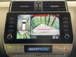 【パノラミックビューモニター】専用のカメラにより、上から見下ろしたような視点で360度クルマの周囲を確認することができます☆死角部分も確認しやすく、狭い場所での切り返しや駐車もスムーズに行えます。