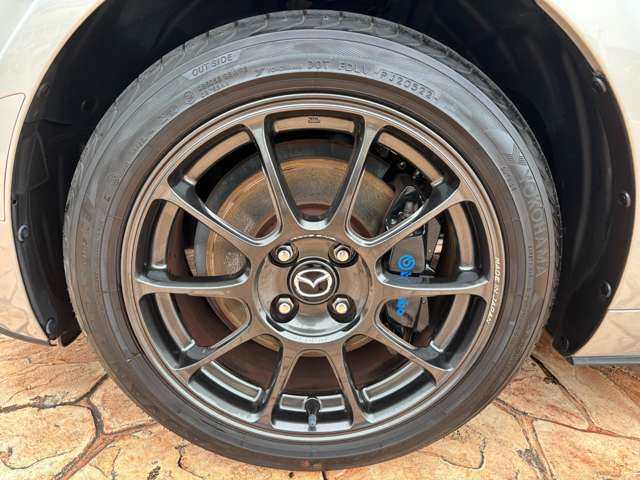 Bremboブレーキ搭載です！