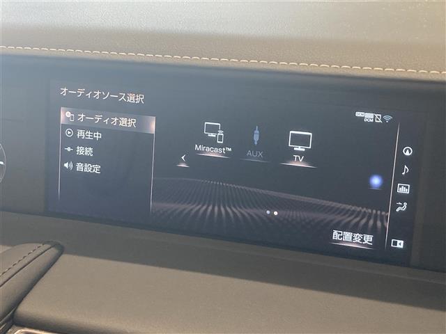 【ETC】有料道路を利用する際に料金所で停止することなく通過できる、ETC車載器（ノンストップ自動料金収受システム機器）が装備されています。セットアップを行うことで利用可能になります。
