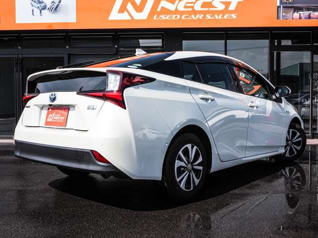 カーネクストでは、車両販売だけでなく、今お乗りの大切なお車の下取りや買取のみも大歓迎でございます。大切にされた思い出もしっかりと査定に反映いたします。