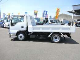 車両総重量4955kg-準中型車・諸元469×170×197