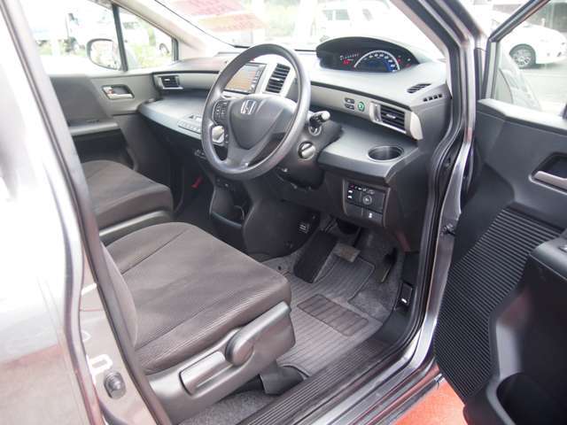 お問い合わせはメールか0078-6002-884478（携帯・PHS可）までお電話ください！当社スタッフがご案内いたします！