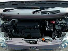 エンジンルームも整備＆クリーニングがしっかりと施されています！まだまだこれから走れるコンディションのおクルマです！