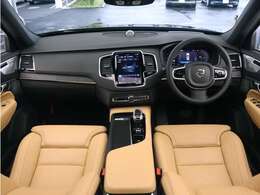 ボルボのフラッグシップモデル、プレミアム・7シーターSUV XC90。Googleを搭載し、ラグジュアリーを極めたSUVで、至福の時をお過ごしください。
