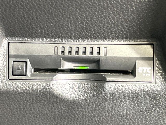 【ETC】高速道路の料金所をストレスなく通過！話題のスポットやサービスエリアに多い「スマートIC」利用時は必須のアイテムです。当店でセットアップを実施、ご納車当日からすぐにご利用いただけます！