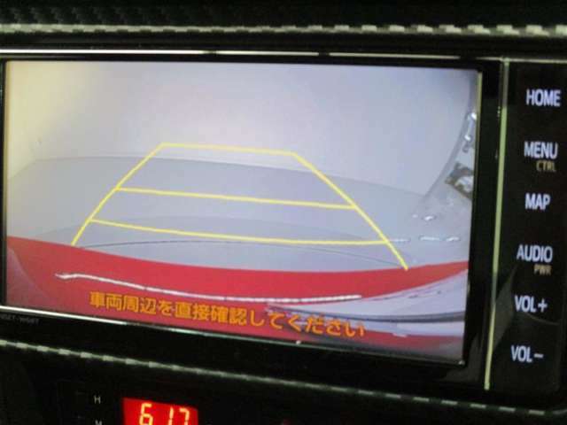 バックガイドモニターで、後方を確認しながら安心して駐車することができます。運転初心者も熟練者も必須の機能ですよ！